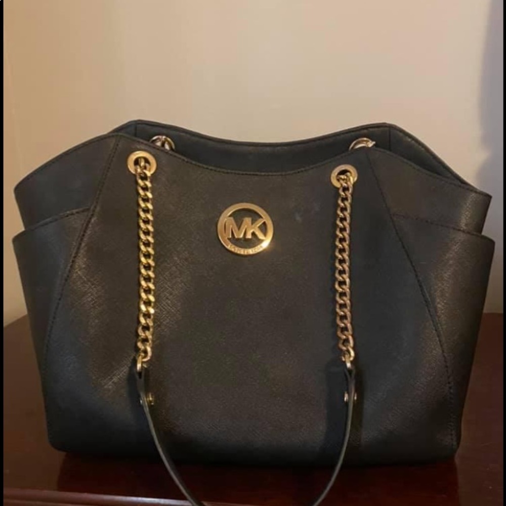 SOLD Michael Kors Jet Set purse